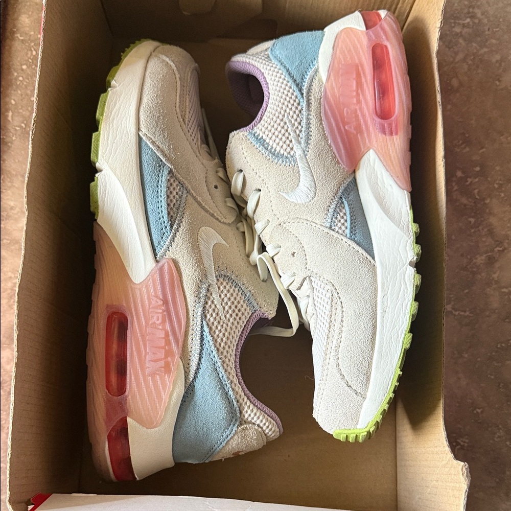 Nike Air Max Excee 7